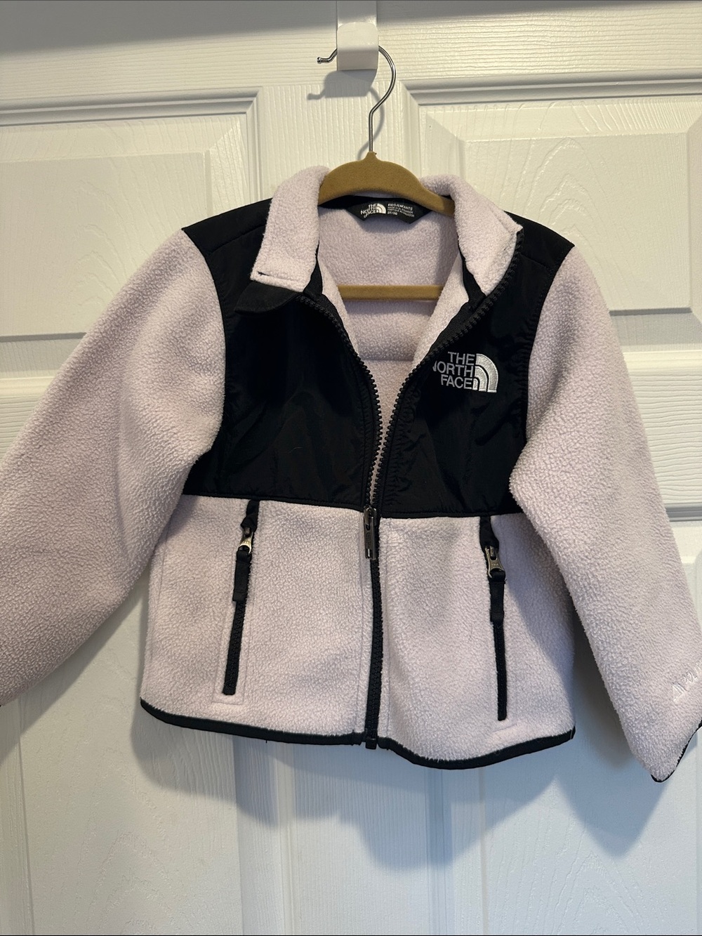 The North Face Girls' Jacket - Light Lavender and Black